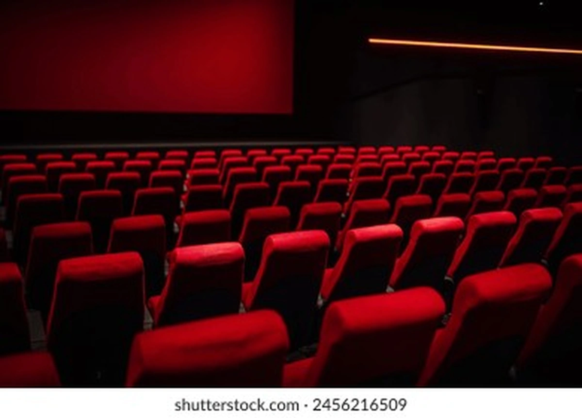 草榴精选影片观影厅实景